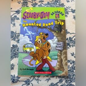10/$25 • Scooby Doo‎ The Haunted Road Trip Easy Reader